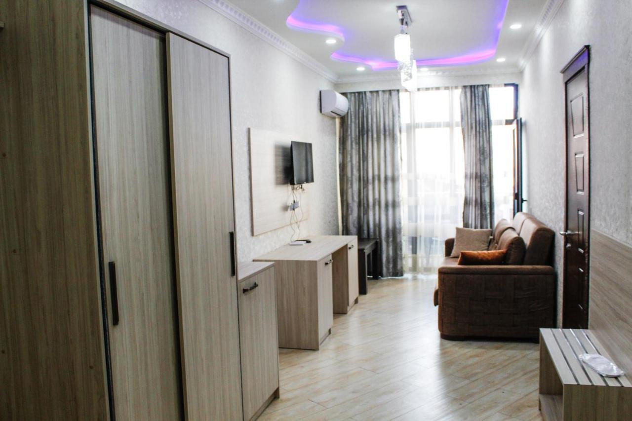 Emeg Hotel And Restaurant Batumi Exterior photo